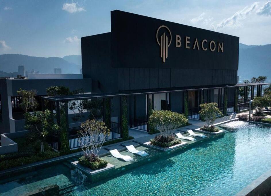 13A Beacon Executive Suites #Rooftoppool #Luxurysuites George Town Eksteriør billede